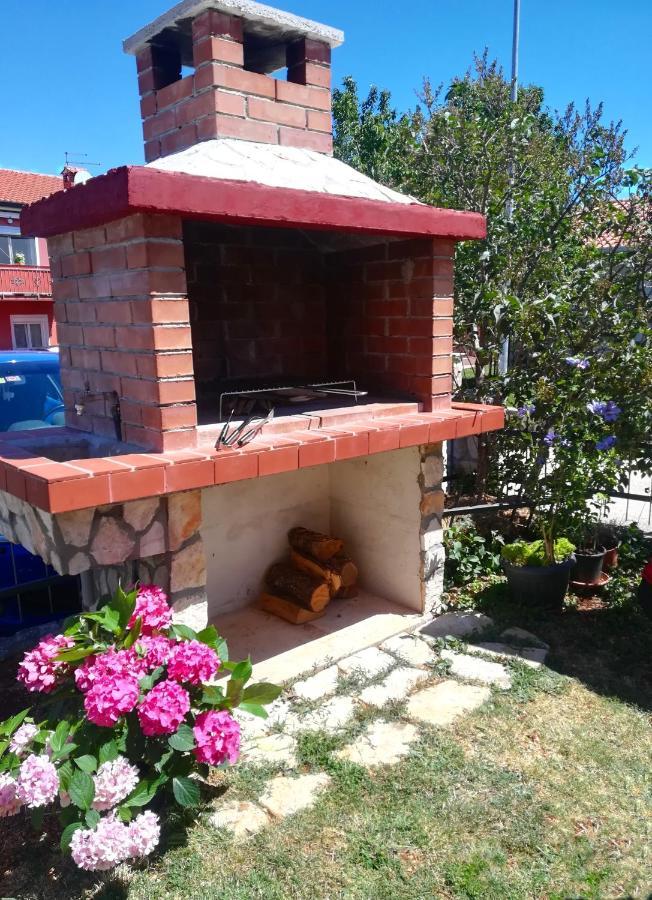 Apartments Antunovic Умаг Экстерьер фото