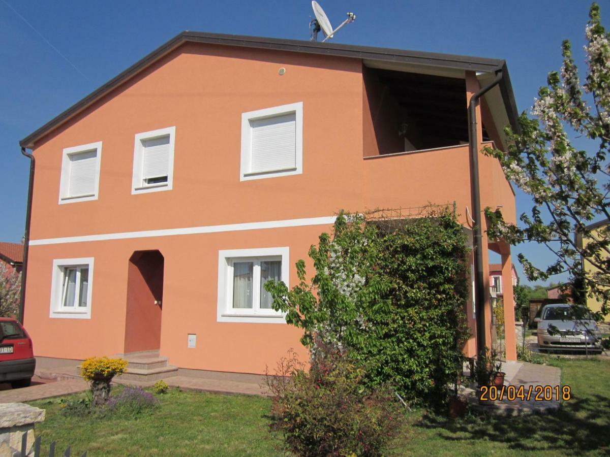 Apartments Antunovic Умаг Экстерьер фото